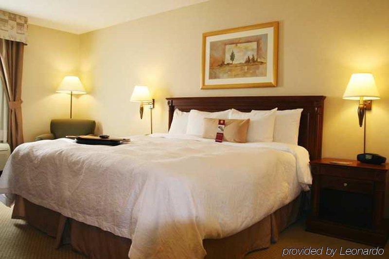 Hampton Inn & Suites By Hilton Toronto Airport Mississauga Ruang foto