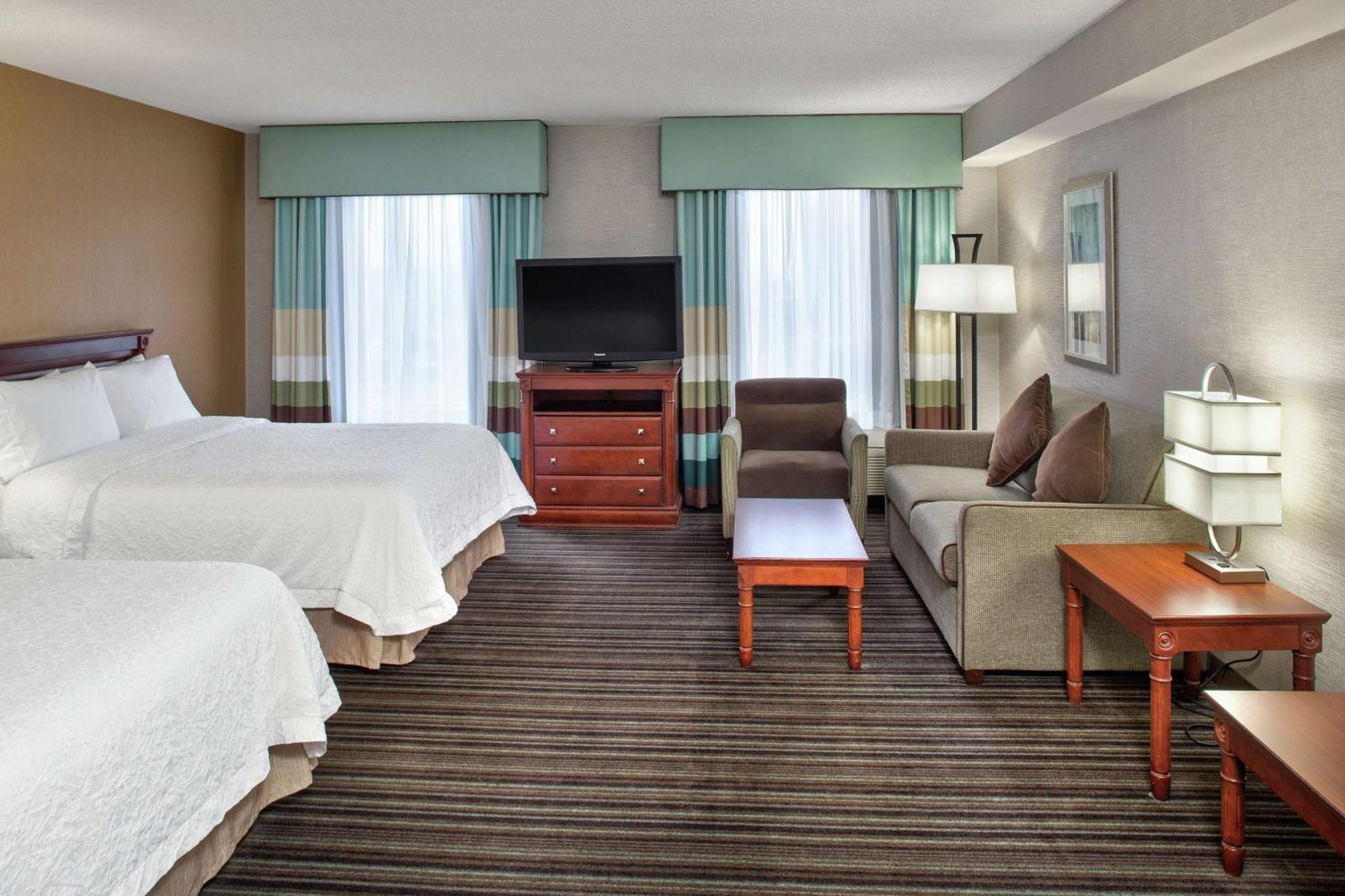 Hampton Inn & Suites By Hilton Toronto Airport Mississauga Bagian luar foto