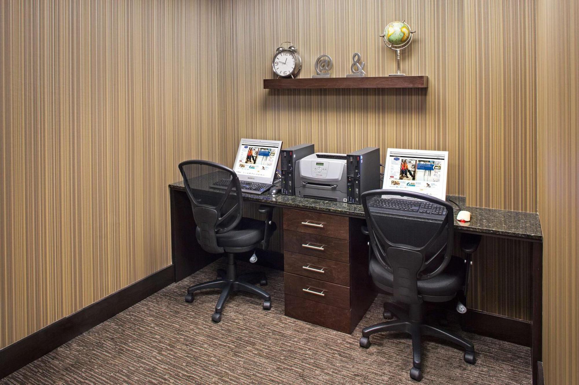 Hampton Inn & Suites By Hilton Toronto Airport Mississauga Bagian luar foto