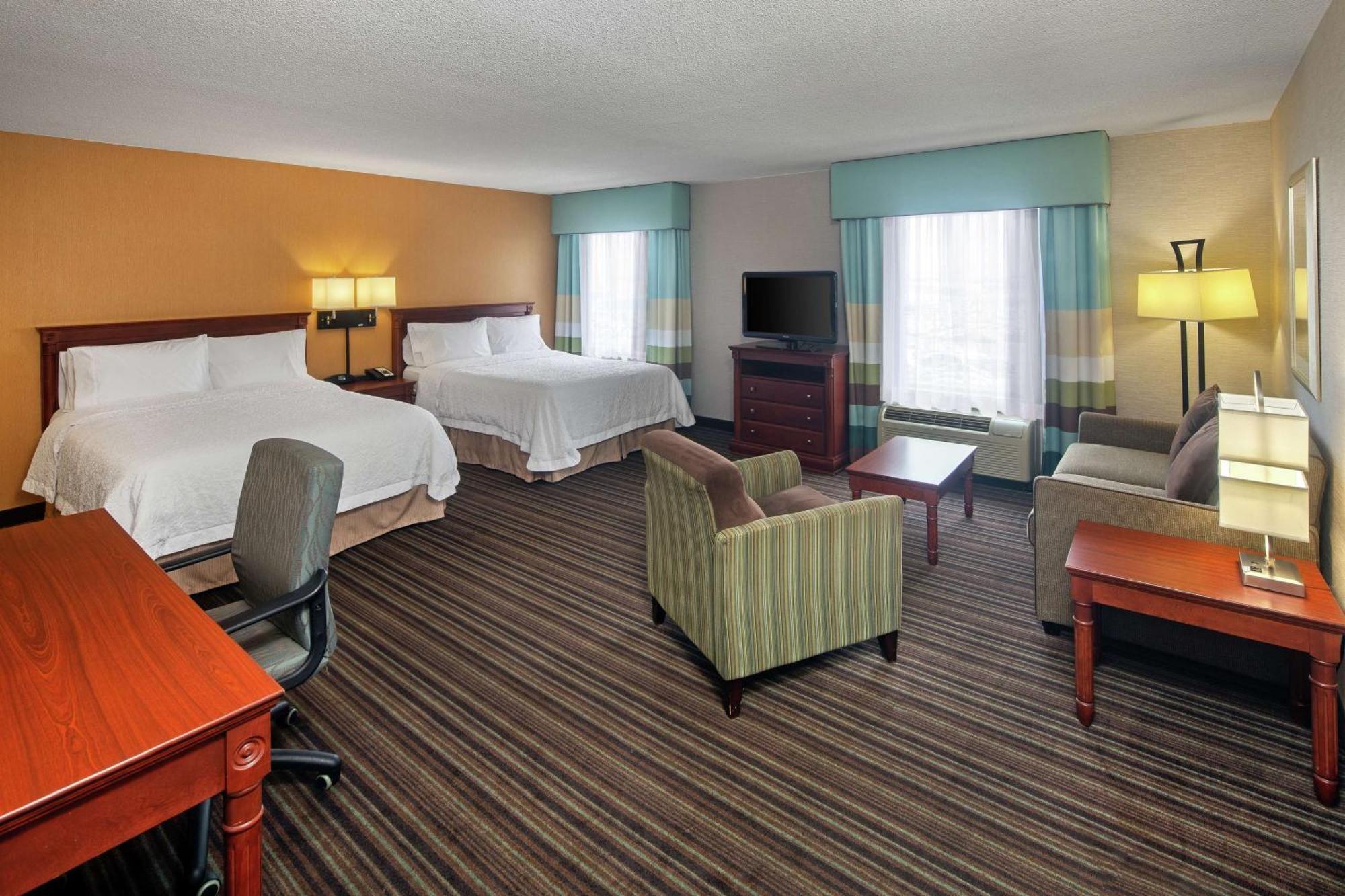 Hampton Inn & Suites By Hilton Toronto Airport Mississauga Bagian luar foto